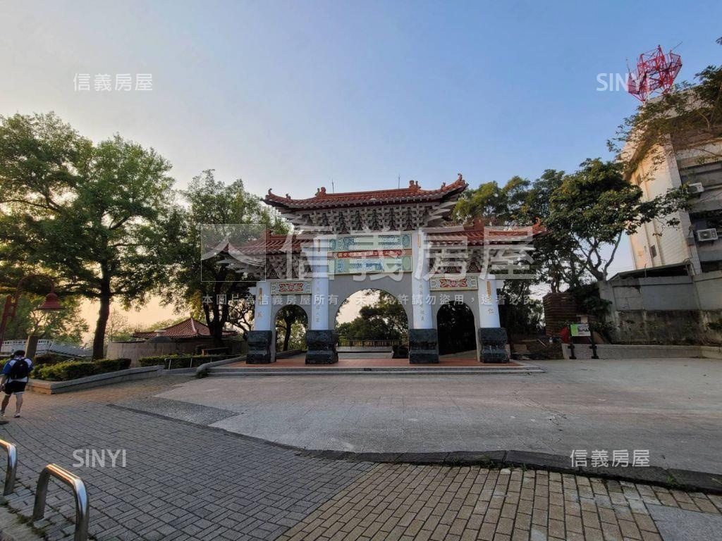 公園路小資透天房屋室內格局與周邊環境