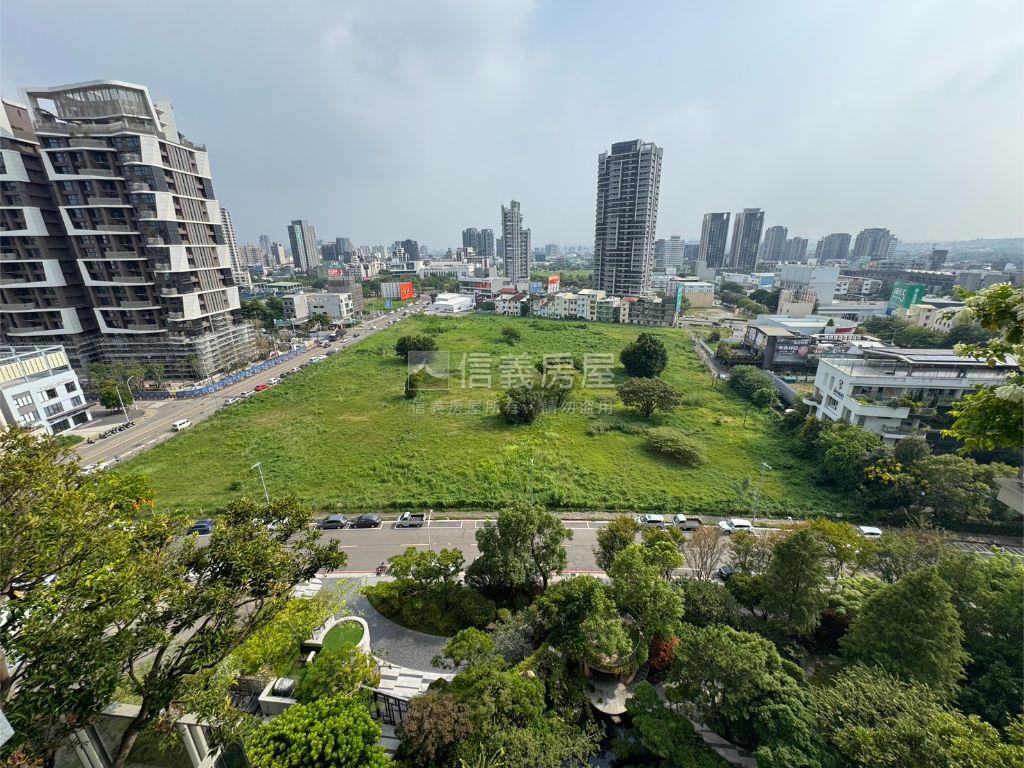 精銳花園高樓朝南裝潢戶房屋室內格局與周邊環境