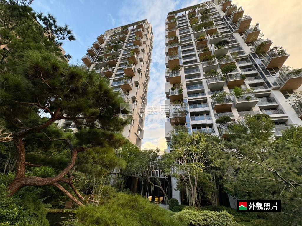 精銳花園高樓朝南裝潢戶房屋室內格局與周邊環境