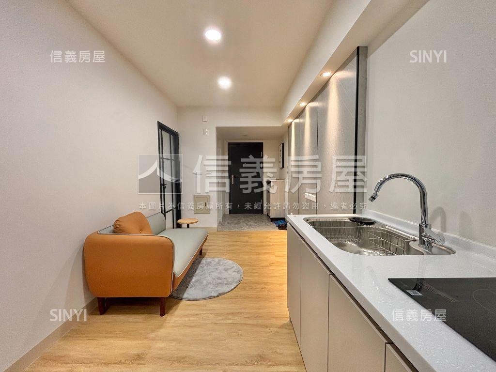 巨蛋裝潢成家２房房屋室內格局與周邊環境