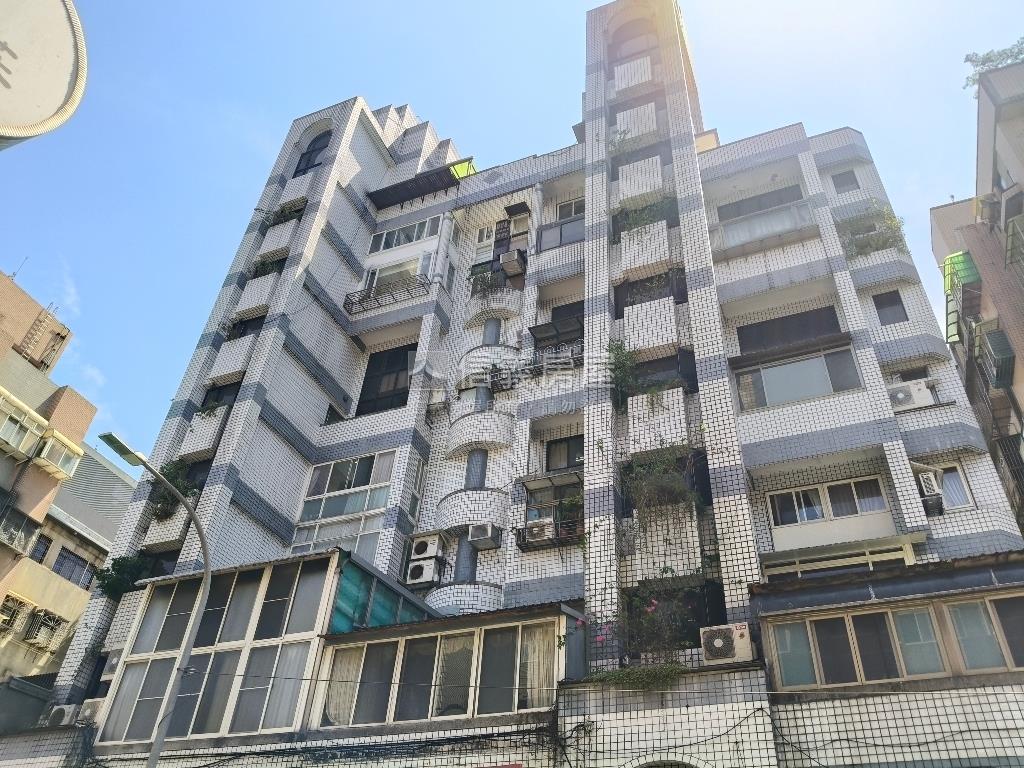東湖國小電梯樓中樓房屋室內格局與周邊環境
