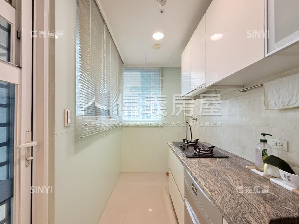 四季之旅❤️美妝成家首購房屋室內格局與周邊環境