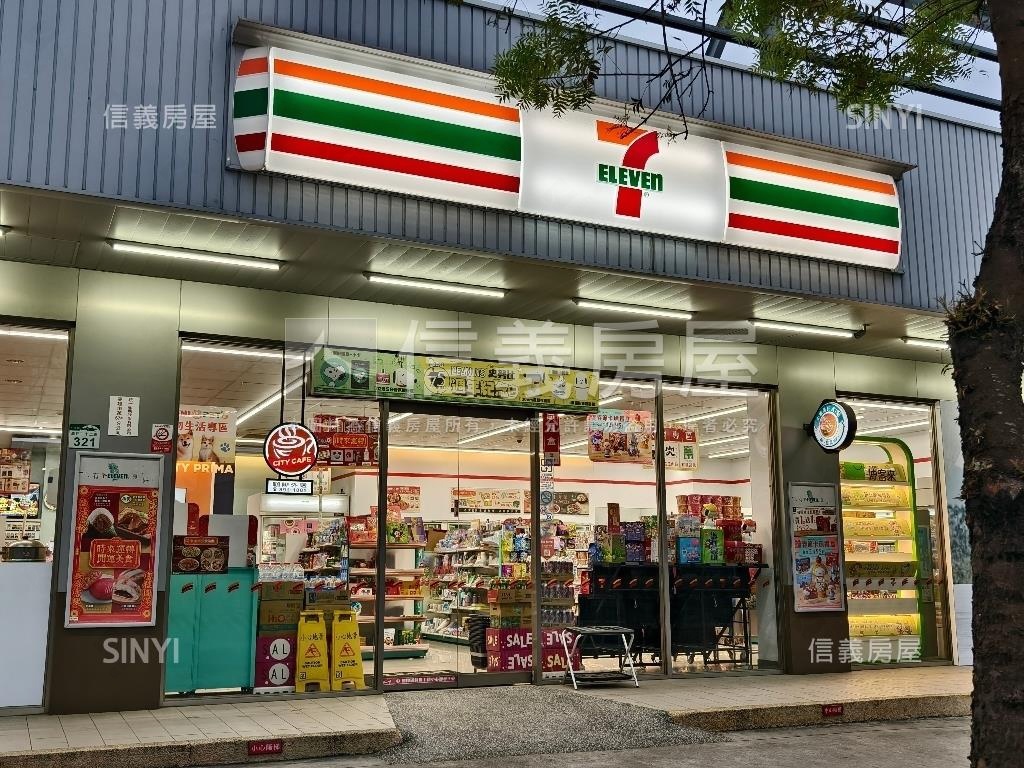 高坪面寬質感並排車墅房屋室內格局與周邊環境