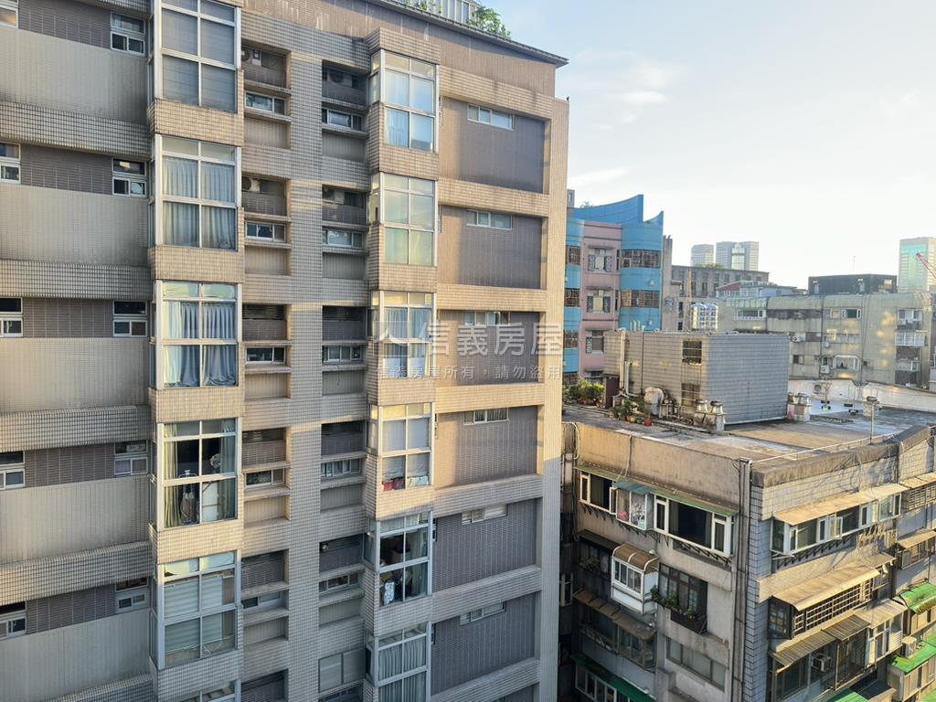 太平洋商務中心商用小辦公房屋室內格局與周邊環境