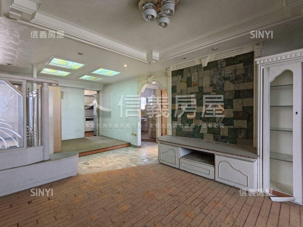 陽明次高樓大兩房房屋室內格局與周邊環境