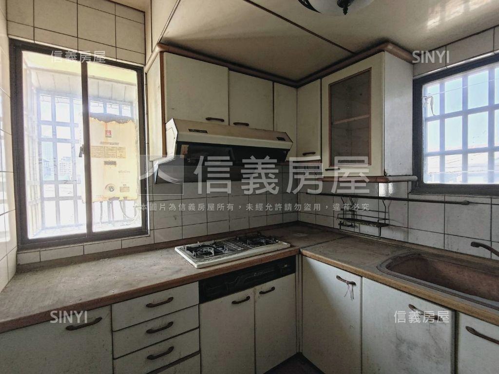 陽明次高樓大兩房房屋室內格局與周邊環境