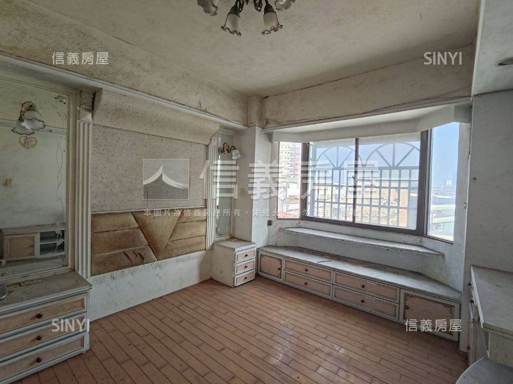 陽明次高樓大兩房房屋室內格局與周邊環境