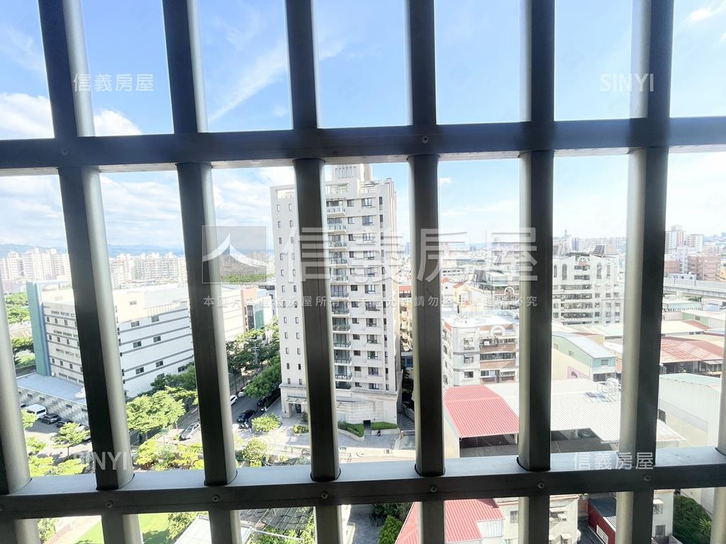 專◆近火車站邊間三房車位房屋室內格局與周邊環境