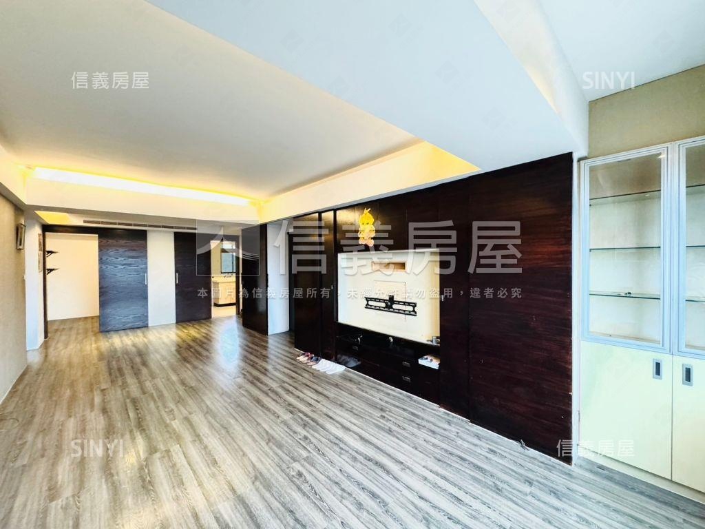 美景高樓電梯三房房屋室內格局與周邊環境