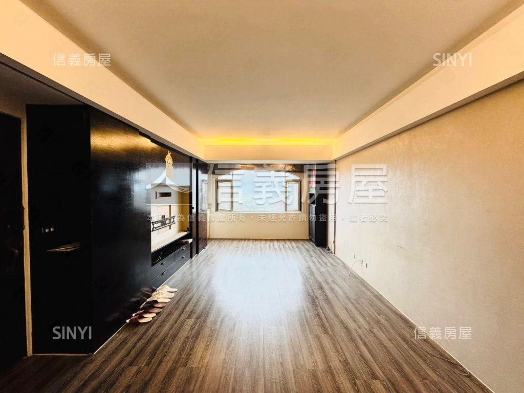 美景高樓電梯三房房屋室內格局與周邊環境