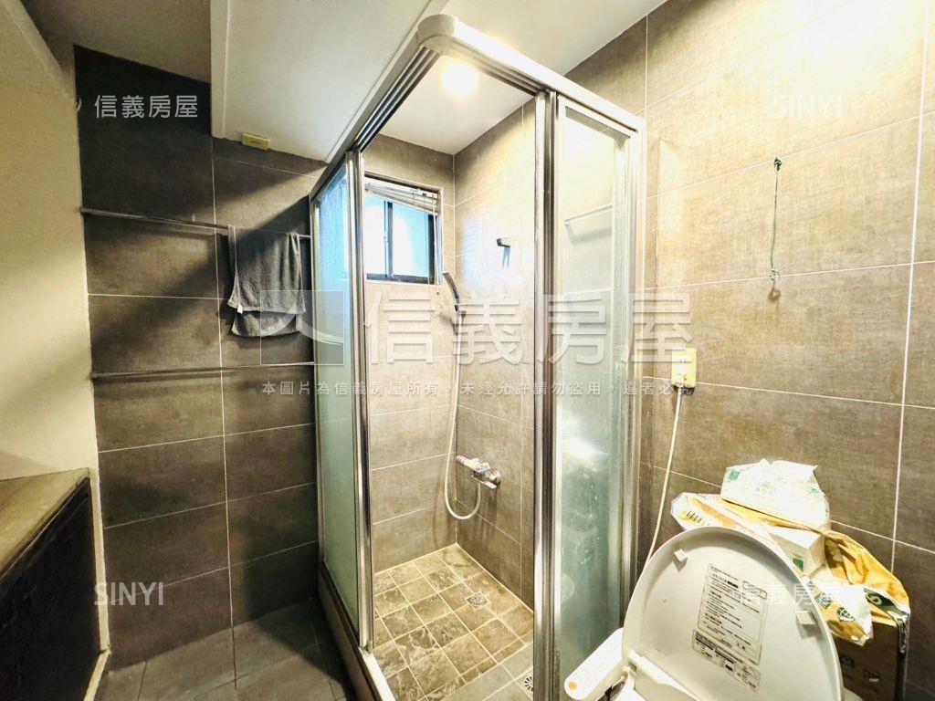 美景高樓電梯三房房屋室內格局與周邊環境