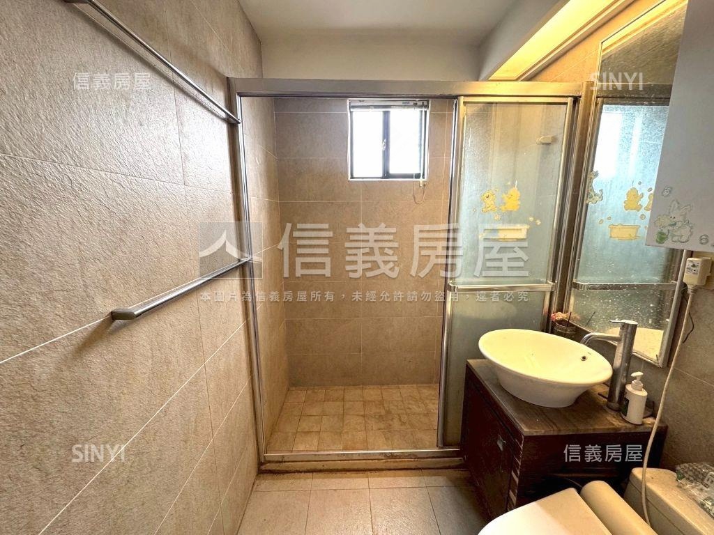 美景高樓電梯三房房屋室內格局與周邊環境