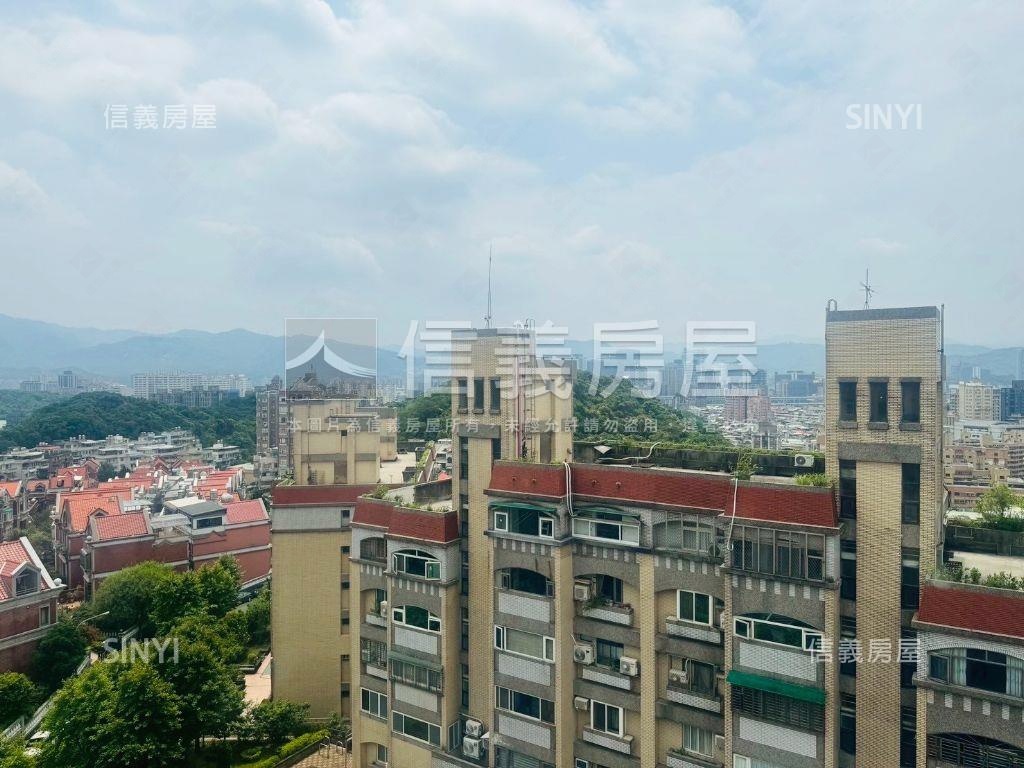美景高樓電梯三房房屋室內格局與周邊環境