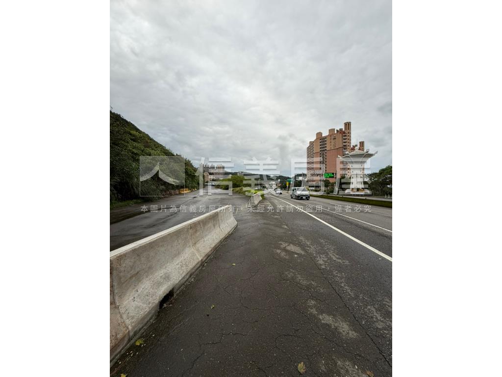 誠意出售土地房屋室內格局與周邊環境