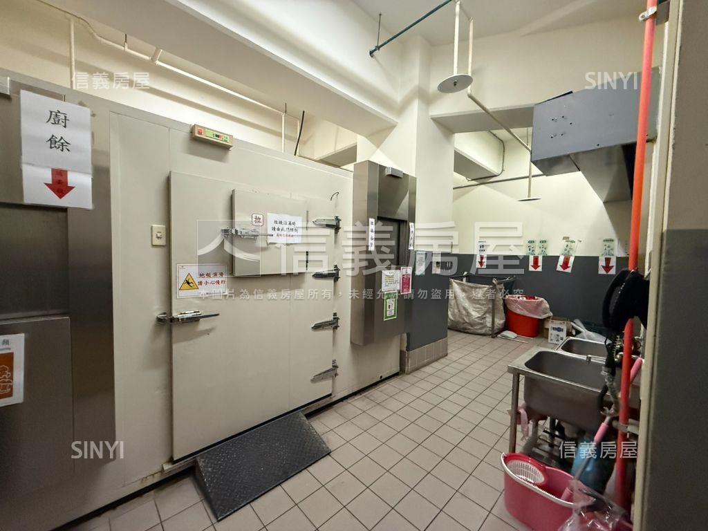 ＣＡＳＡ｜左岸景觀兩房宅房屋室內格局與周邊環境