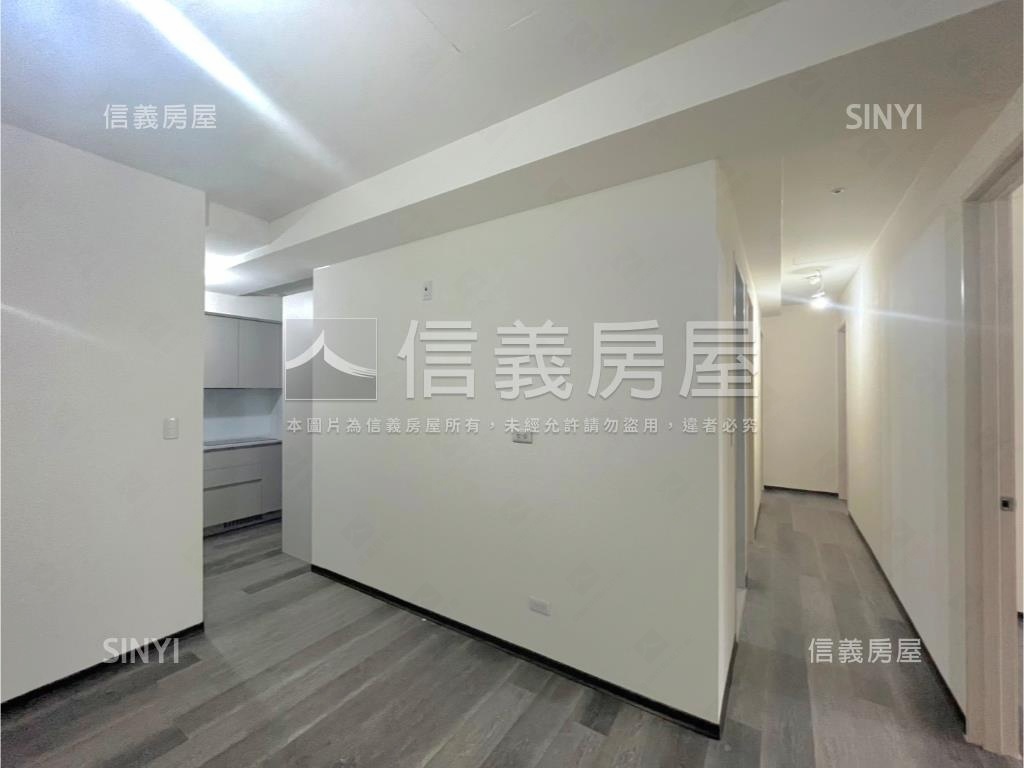 森ＰＡＲＫ面公園四房平車房屋室內格局與周邊環境