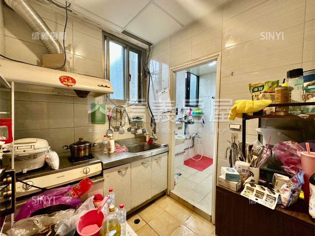 ✿未來捷運口長泰街透天✿房屋室內格局與周邊環境