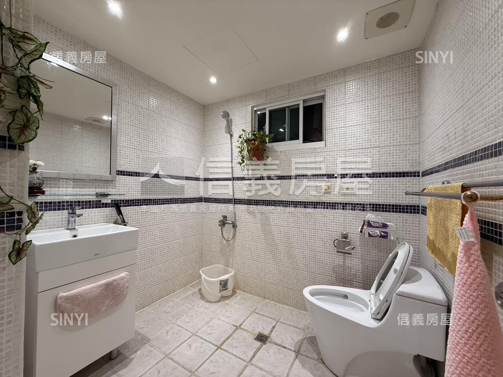 歐風稀有樓中樓房屋室內格局與周邊環境