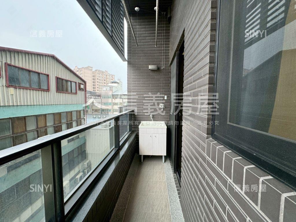 冠德文心綻精美捷運宅房屋室內格局與周邊環境