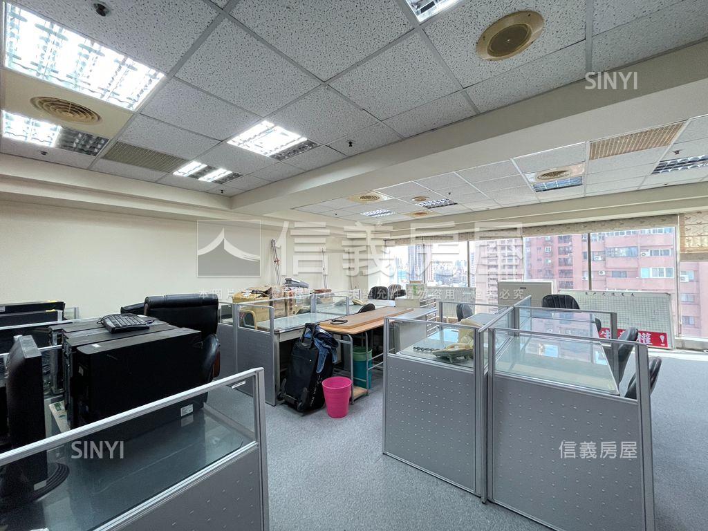 國際金融廣場商辦房屋室內格局與周邊環境