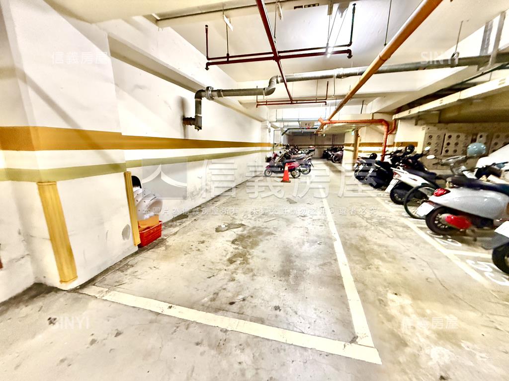 采揚天四房平車房屋室內格局與周邊環境