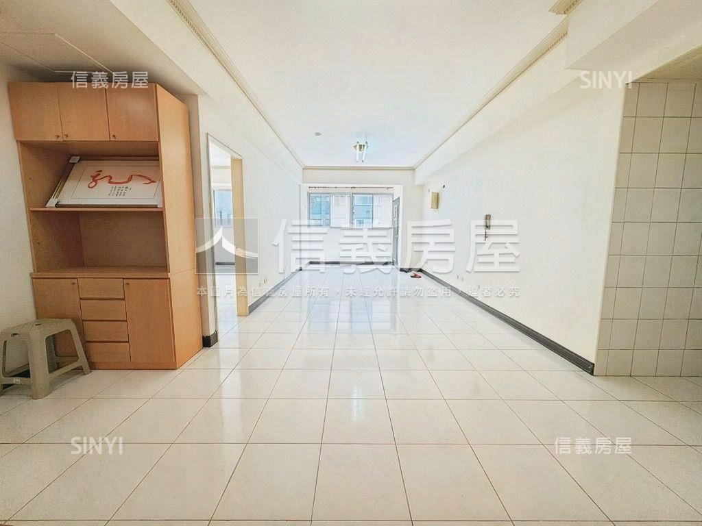 建成好日子幸福三房車位房屋室內格局與周邊環境