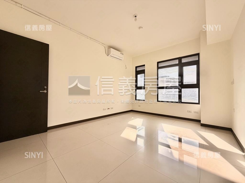 金龍尊邸大戶三房房屋室內格局與周邊環境