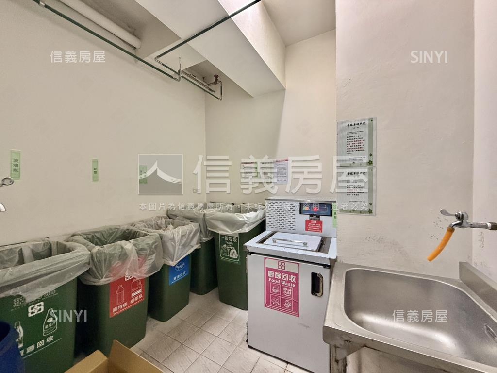 金龍尊邸大戶三房房屋室內格局與周邊環境