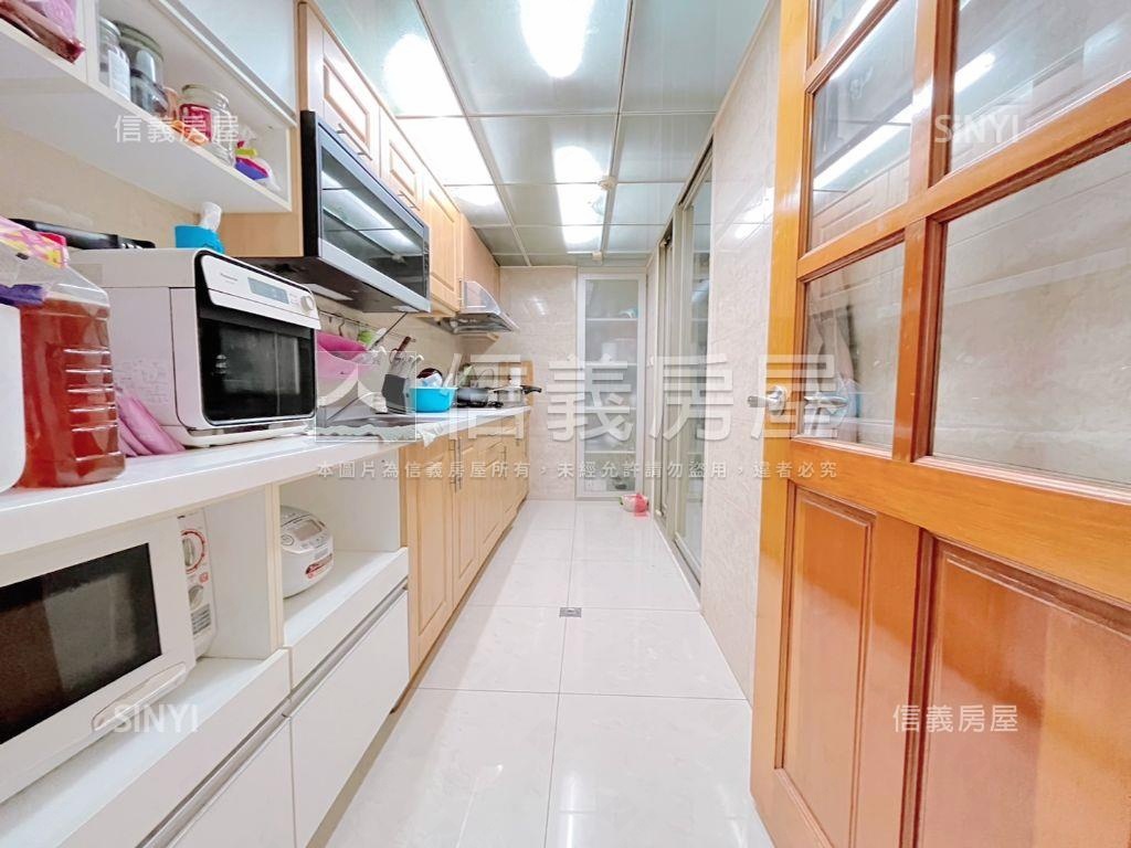 西屯！波蜜臻品稀有釋出！房屋室內格局與周邊環境