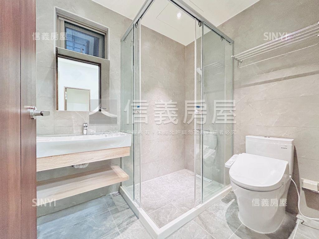 普羅旺斯兩房兩衛浴車位房屋室內格局與周邊環境