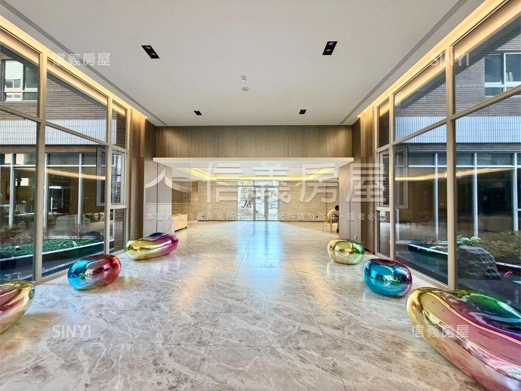 普羅旺斯兩房兩衛浴車位房屋室內格局與周邊環境