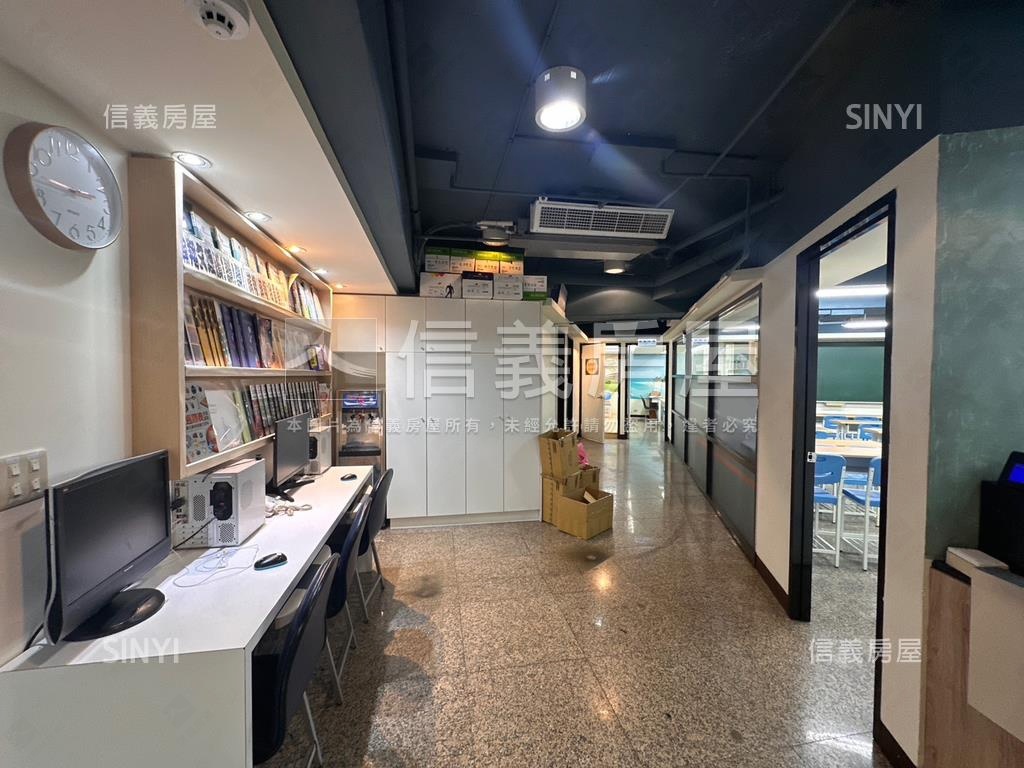 稀有二樓大坪數商用空間房屋室內格局與周邊環境