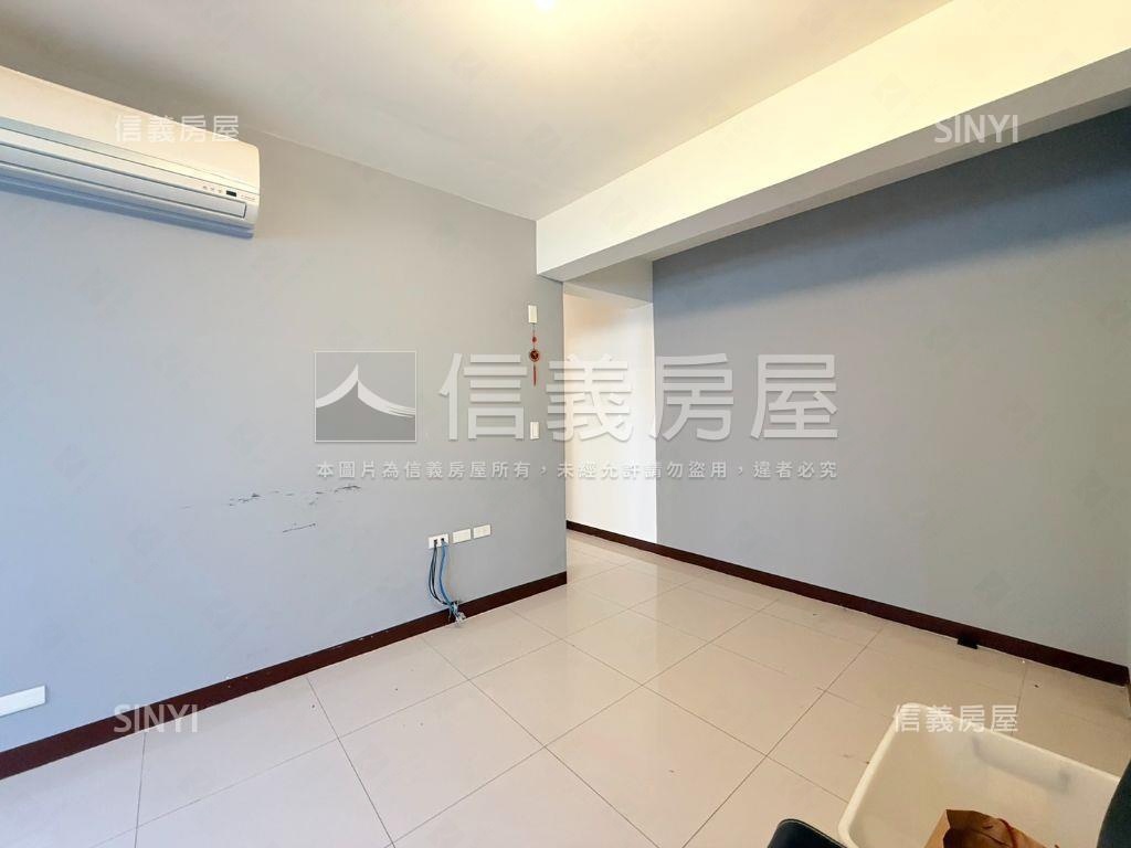 山林逸品優美四房房屋室內格局與周邊環境