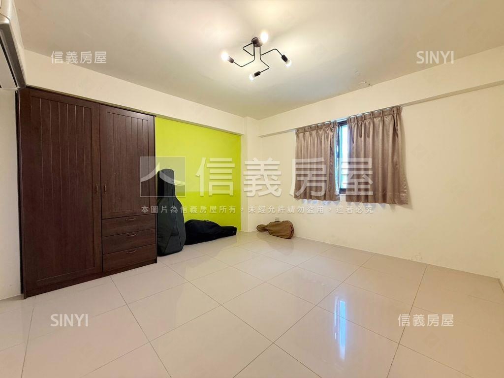 山林逸品優美四房房屋室內格局與周邊環境