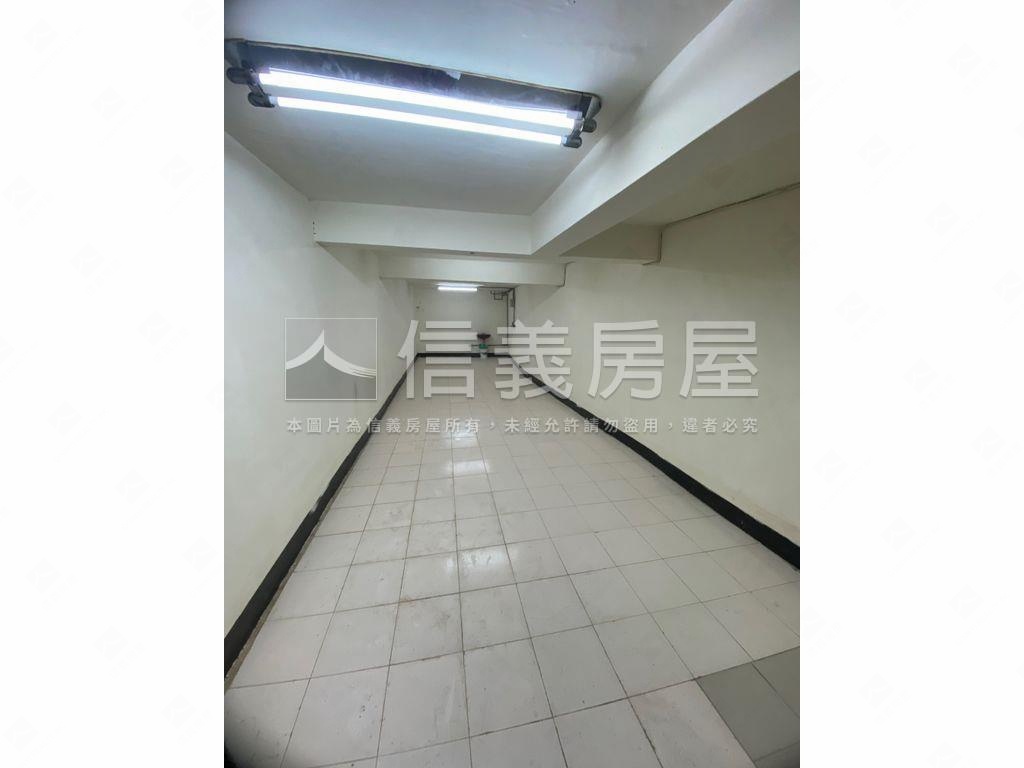 宮後街金店面有地下室房屋室內格局與周邊環境
