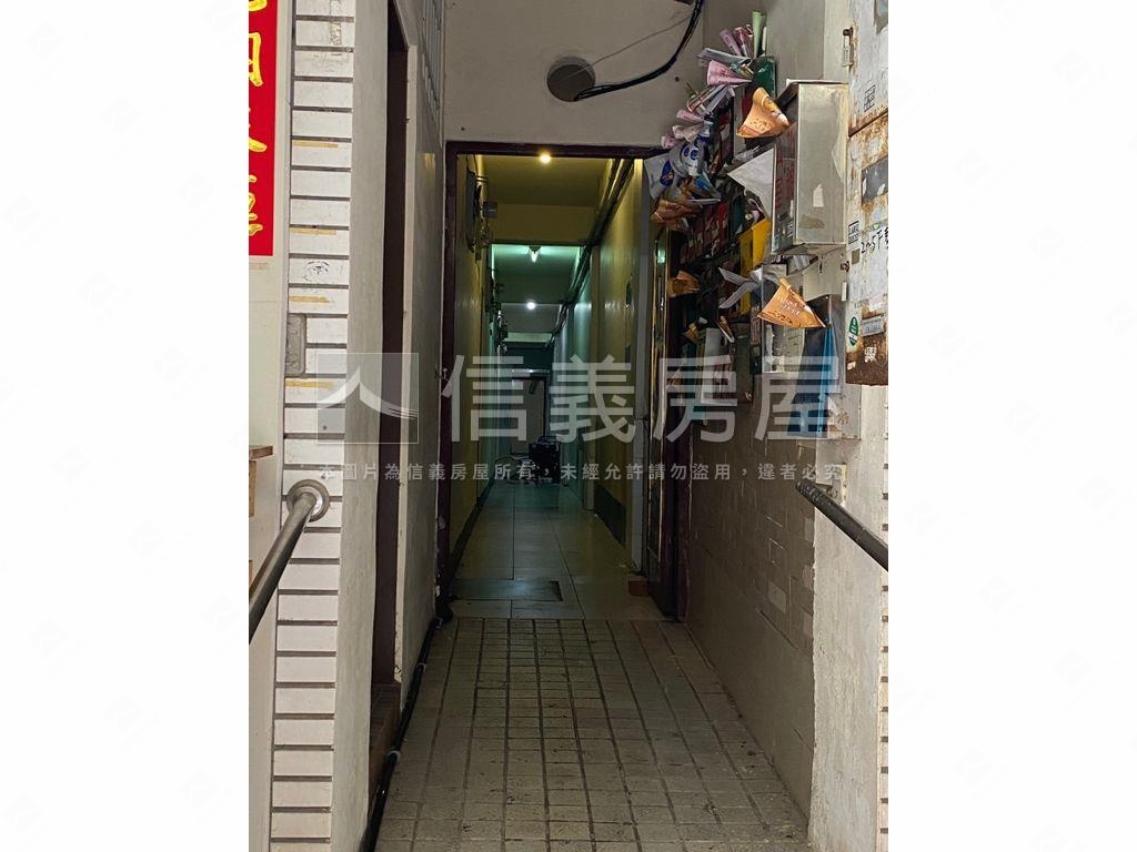 宮後街金店面有地下室房屋室內格局與周邊環境