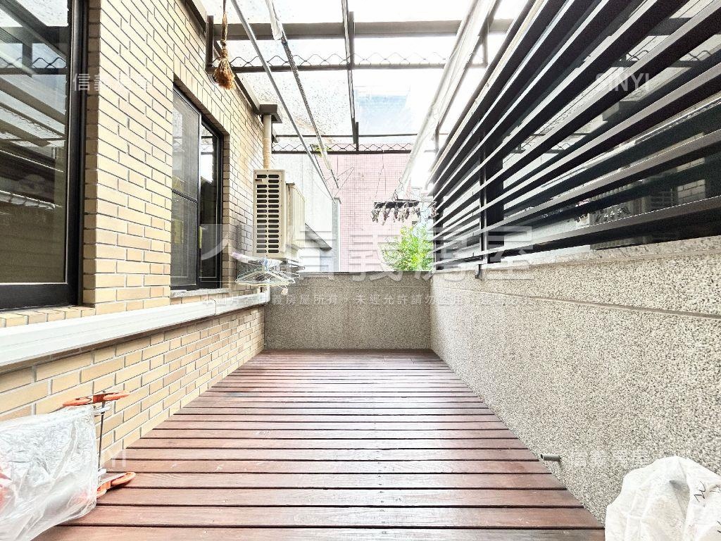 明湖居●雙主臥露台戶臻藏房屋室內格局與周邊環境