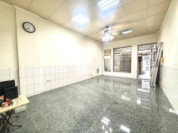 公園旁雙套房大空間車墅