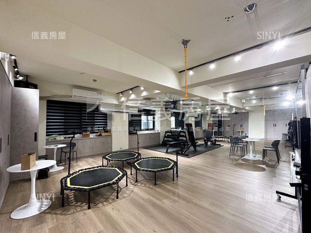 巨蛋瑞豐夜市旁面寬金店房屋室內格局與周邊環境