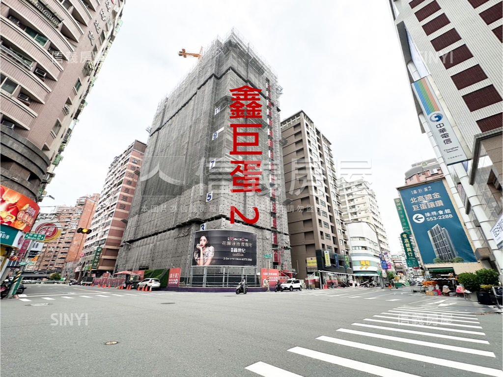 巨蛋瑞豐夜市旁面寬金店房屋室內格局與周邊環境