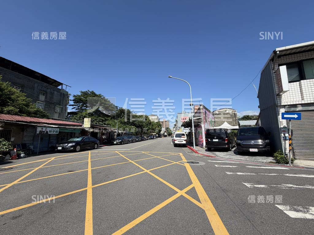 延三夜市捷運便宜公寓二樓房屋室內格局與周邊環境