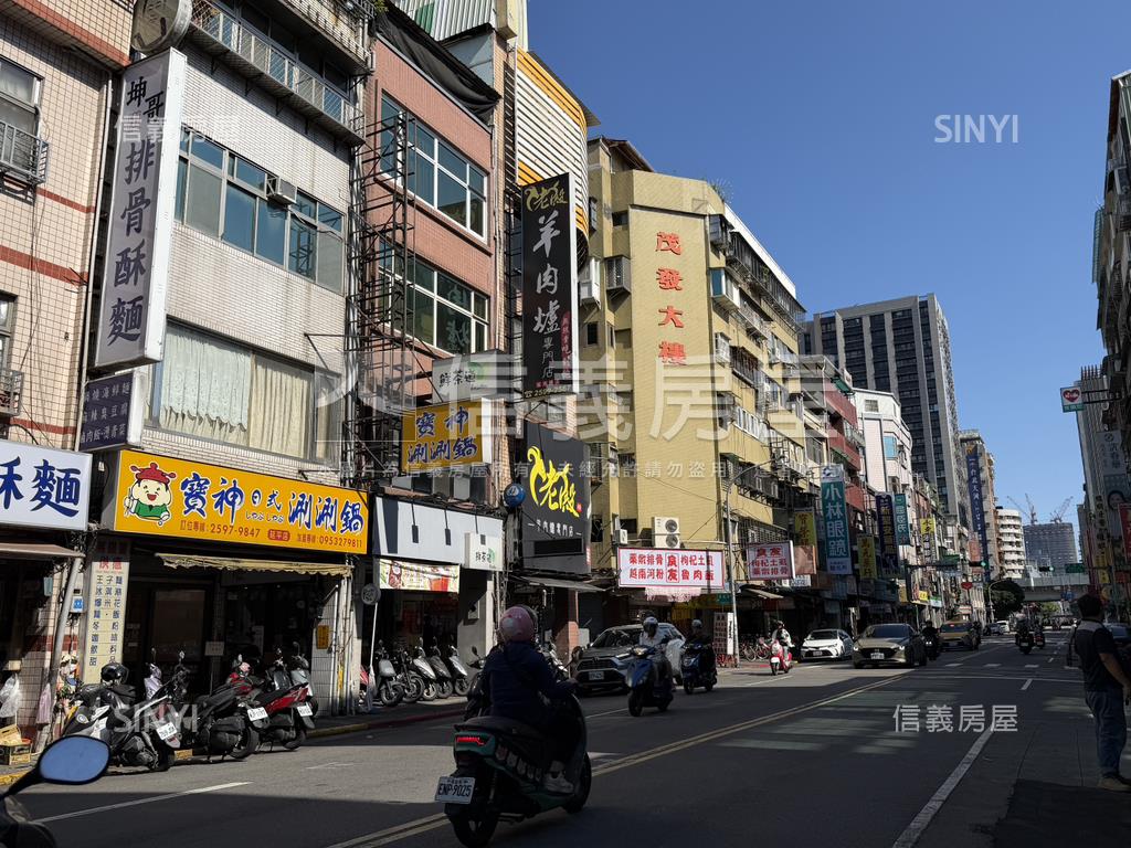 延三夜市捷運便宜公寓二樓房屋室內格局與周邊環境