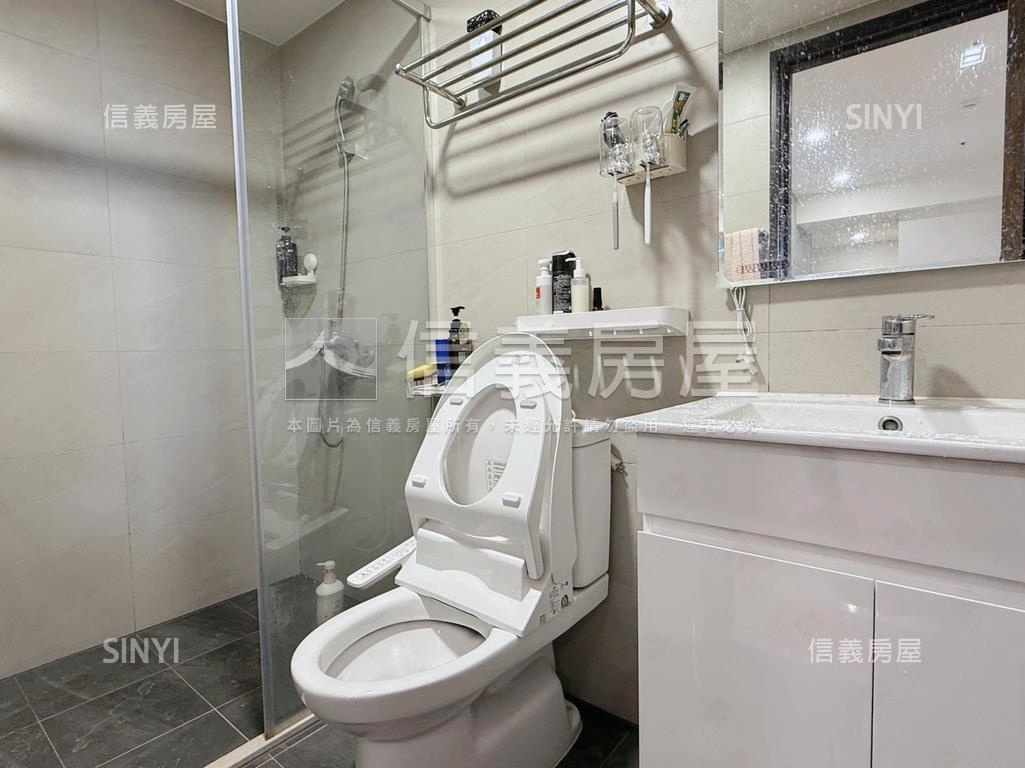 時尚帝寶景觀高樓美屋房屋室內格局與周邊環境