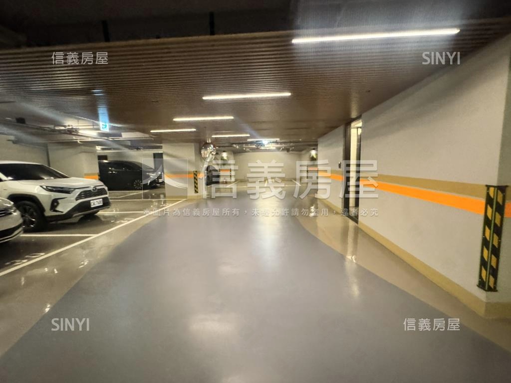 中正宴京▶漂亮小豪宅房屋室內格局與周邊環境