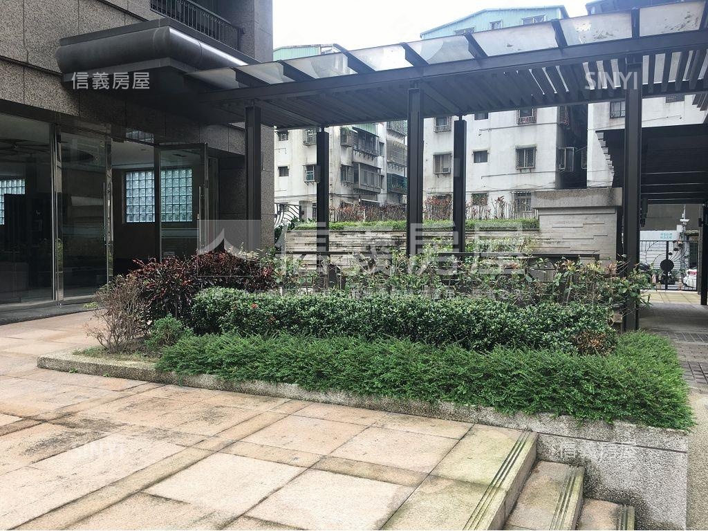 萬事吉祥！吉祥居三房車位房屋室內格局與周邊環境