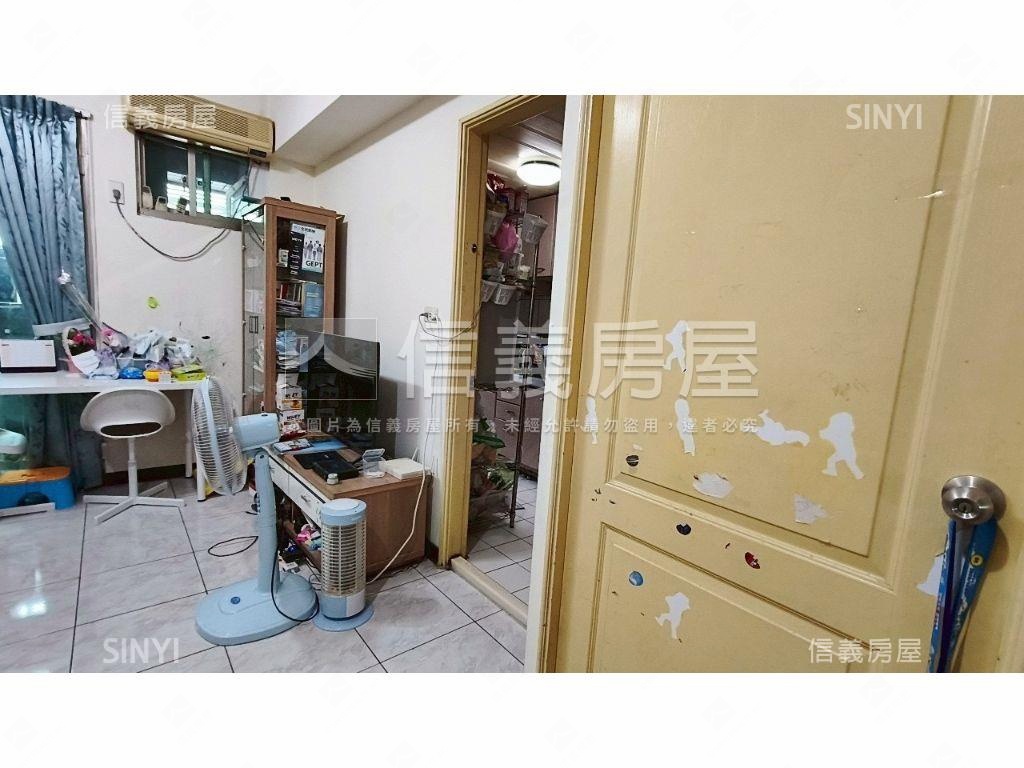 新埔雙捷運－勝輝新象三房房屋室內格局與周邊環境