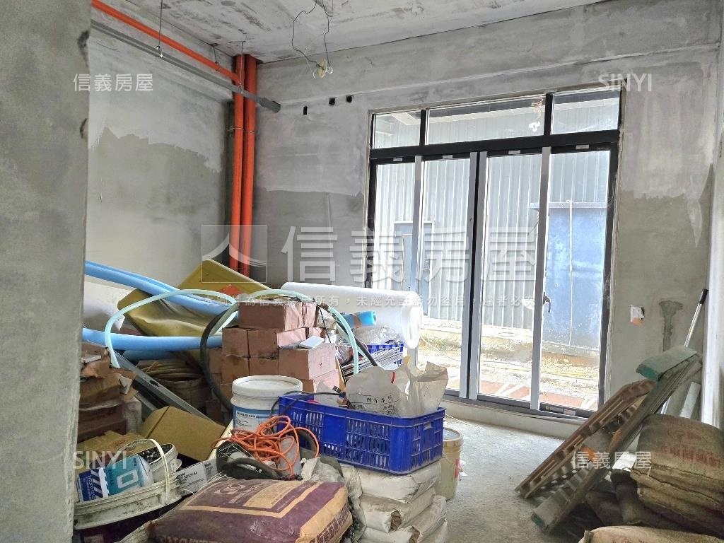 築邑御璽電梯別墅房屋室內格局與周邊環境