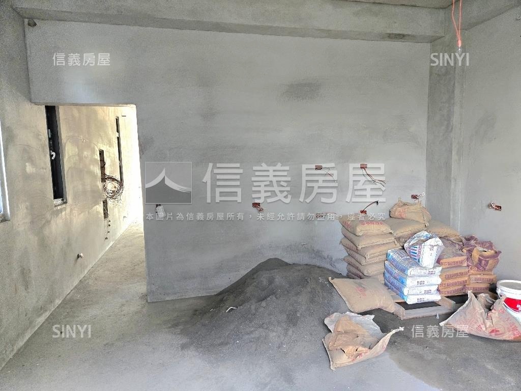 築邑御璽電梯別墅房屋室內格局與周邊環境