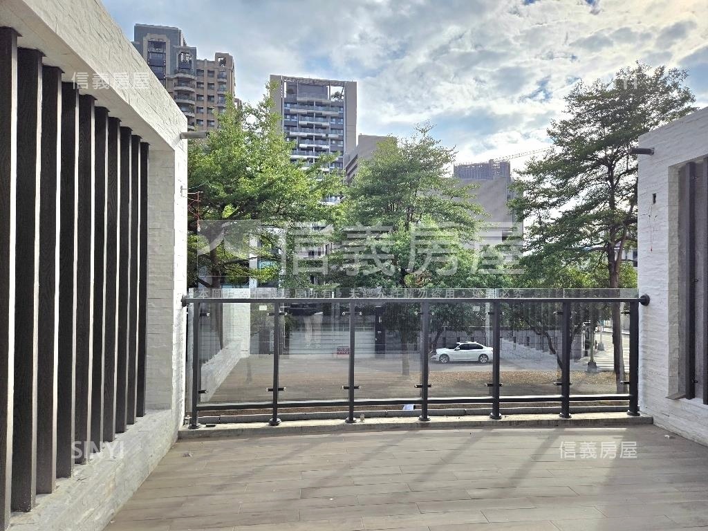 築邑御璽電梯別墅房屋室內格局與周邊環境