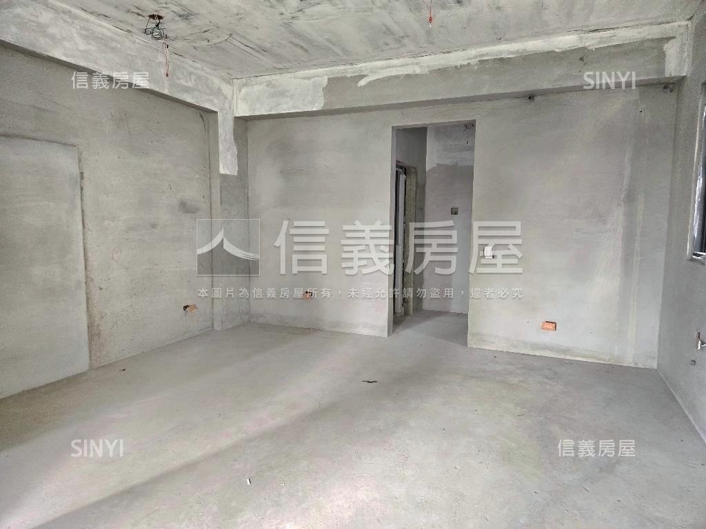 築邑御璽電梯別墅房屋室內格局與周邊環境